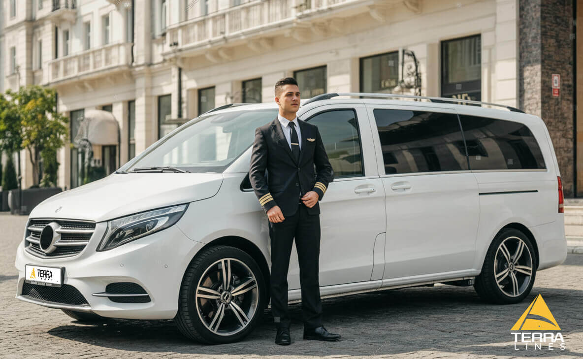 inchiriere microbuz cu sofer transfer aeroport